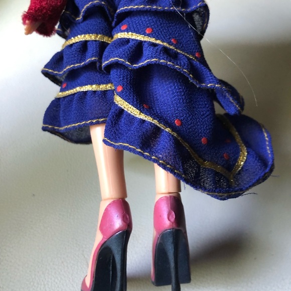BRATZ 10” DOLL, GENIE MAGIC CLOE  MGA 2001 With Outfit Shown - Picture 3 of 11